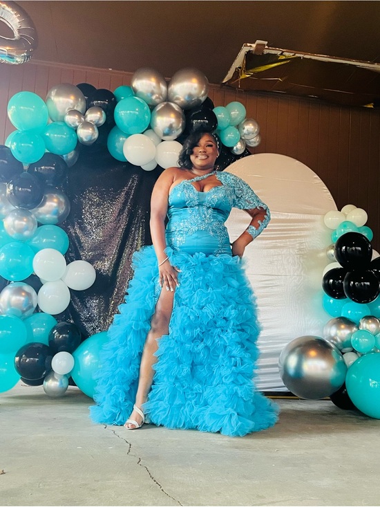 Dresses & Skirts - Elegant Turquoise One-Shoulder Ruffled Prom Dress